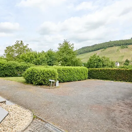 Gaestehaus Binz-meyer Schlossberg Apartamento *