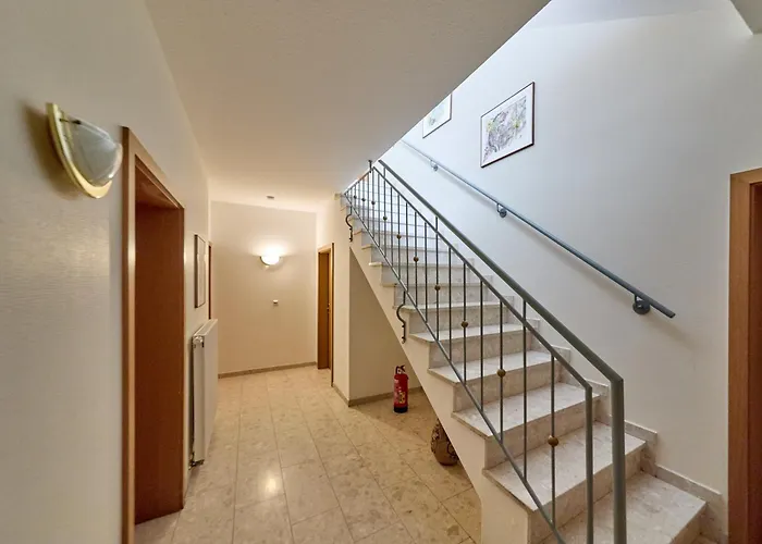 Gaestehaus Binz-meyer Schlossberg