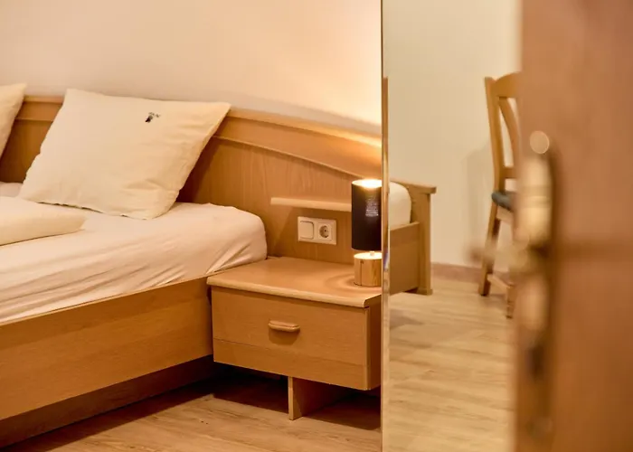 Gaestehaus Binz-meyer Schlossberg Apartamento Lieser